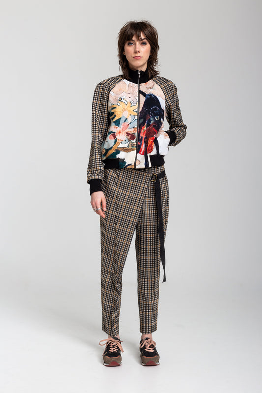 ARTIST Bomber with pockets on front