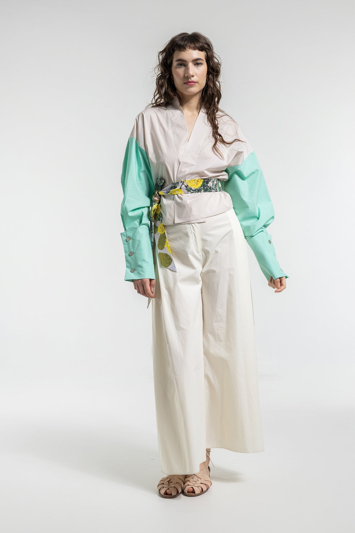 Anis V-neck Shirt