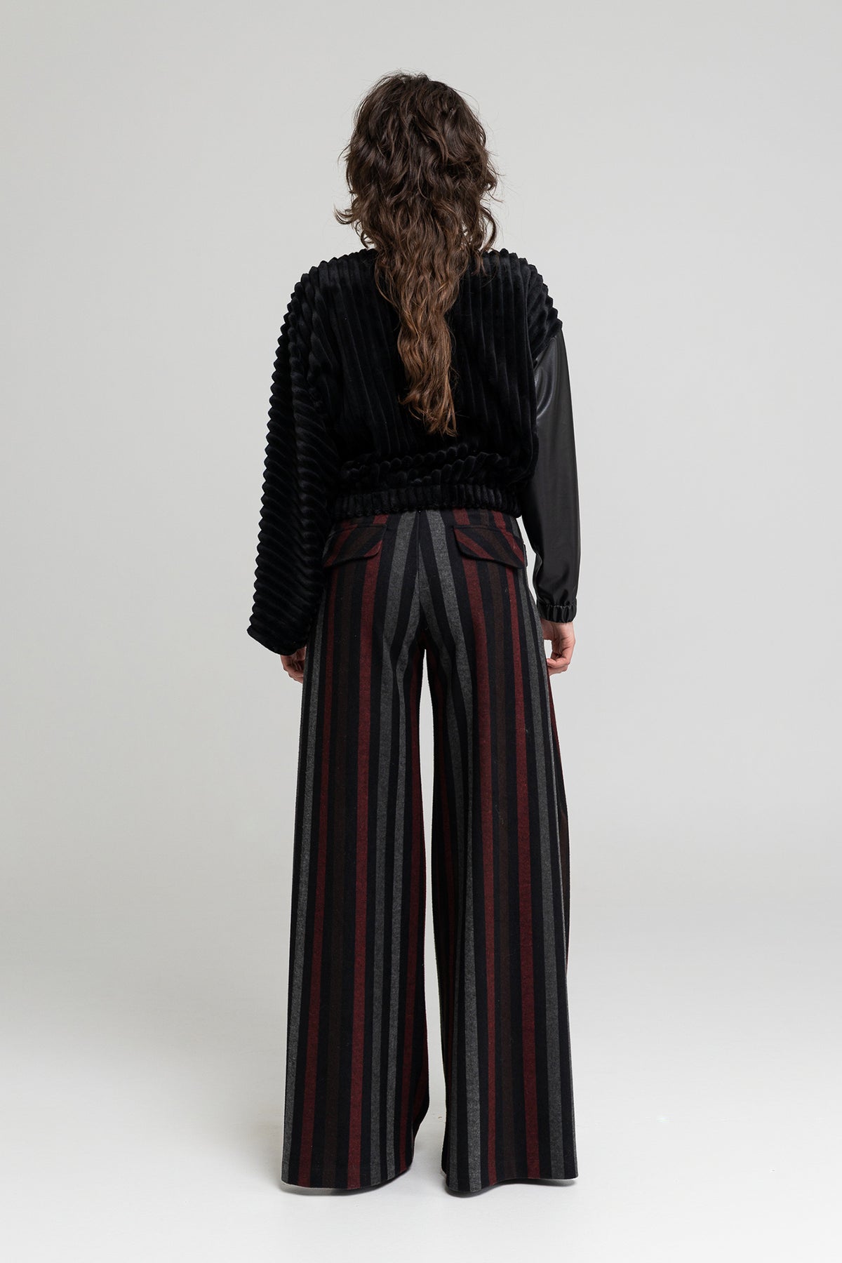 oversized pullover with asymmetric sleeves artista budapest