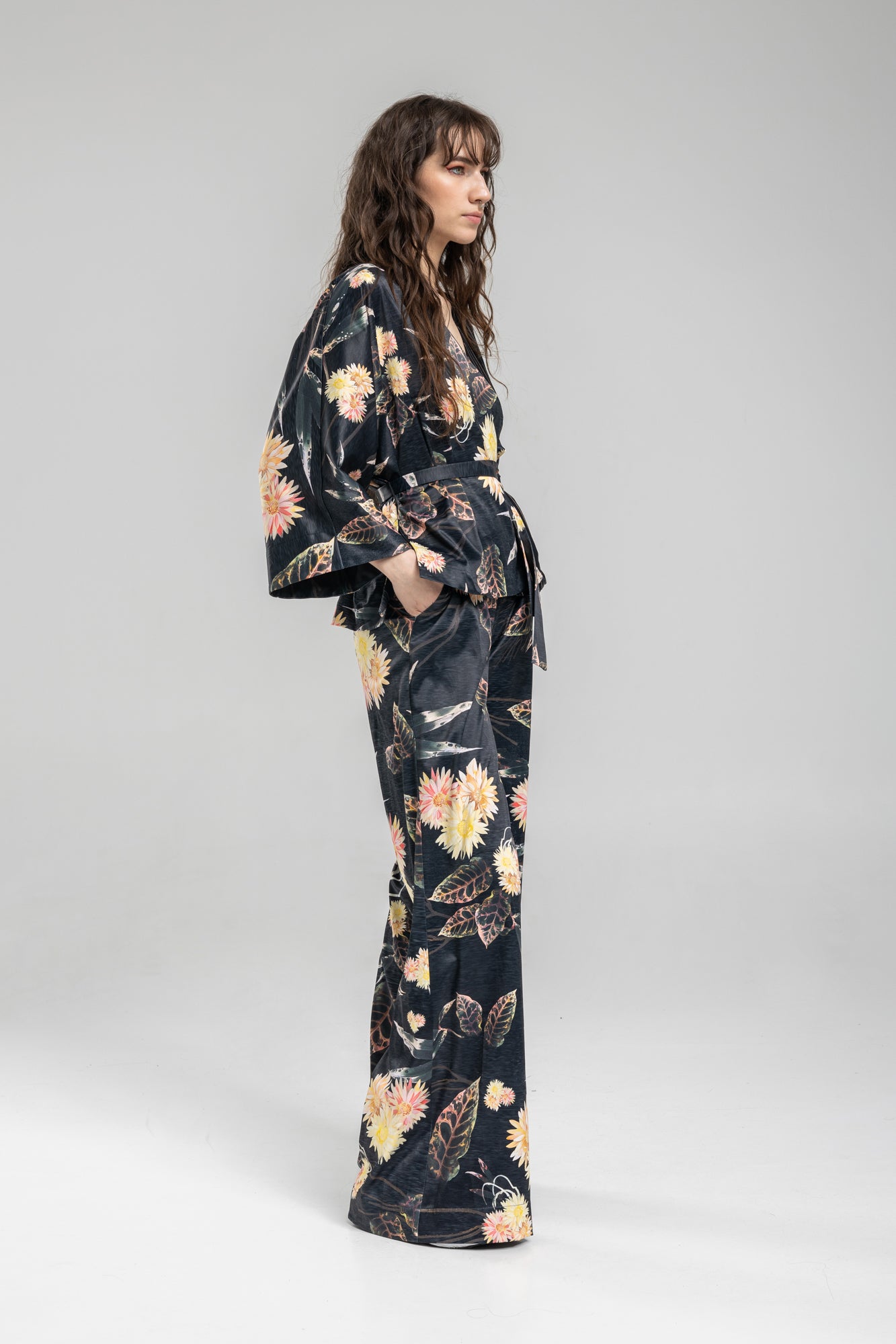 Floral wrap kimono with asymmetric cut
