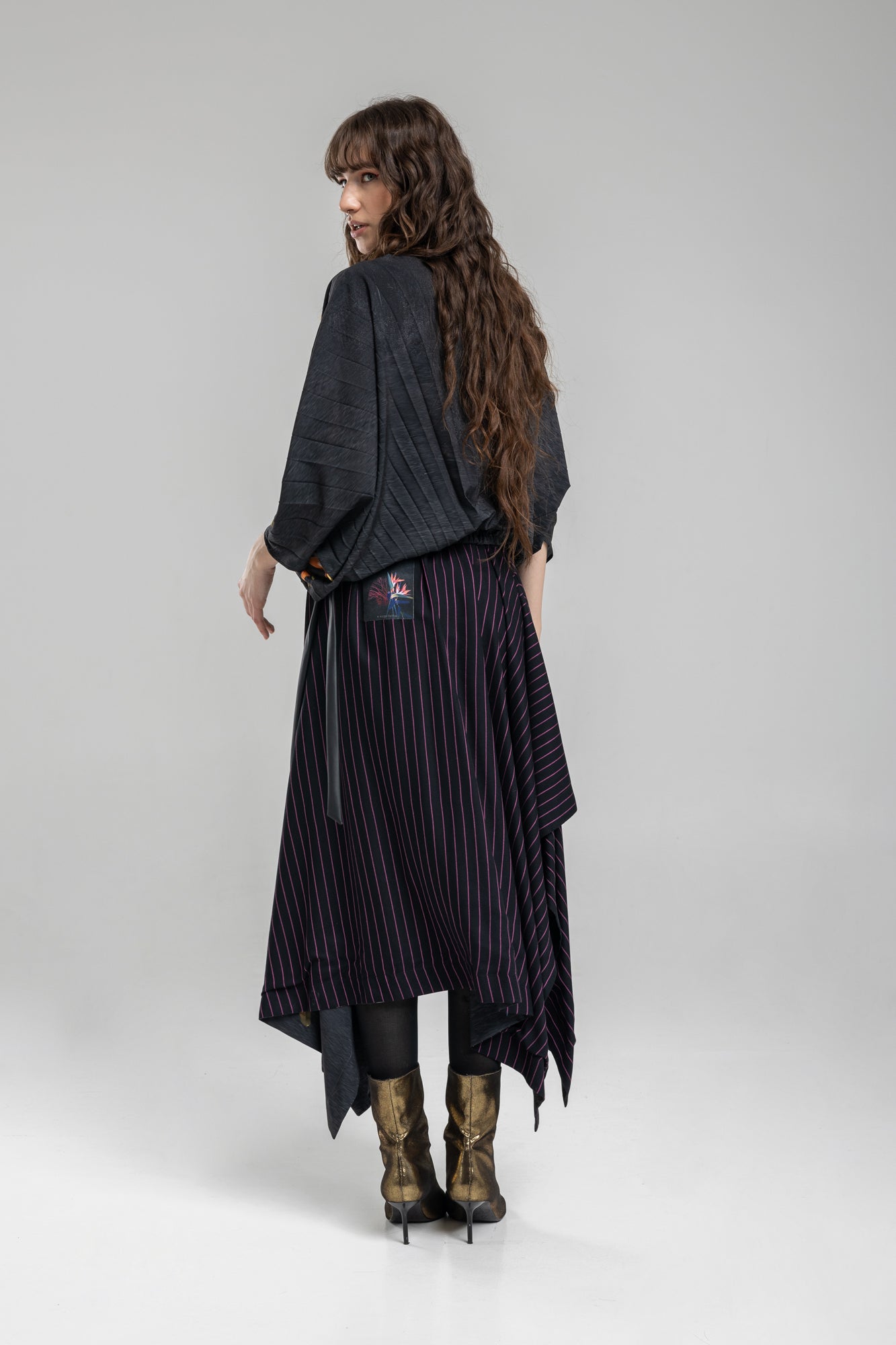 Pleated blouse with elastic waist