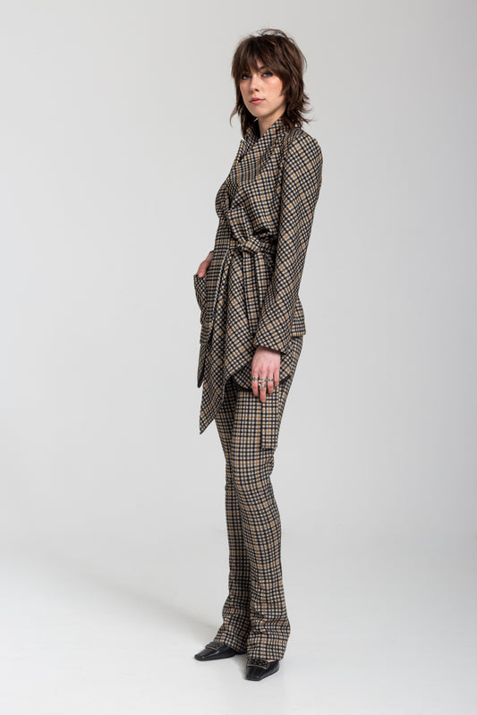 blazer from warm-toned checkered fabric