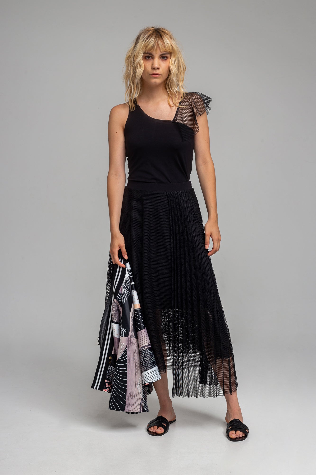 DAWN BLACK mesh pleated skirt