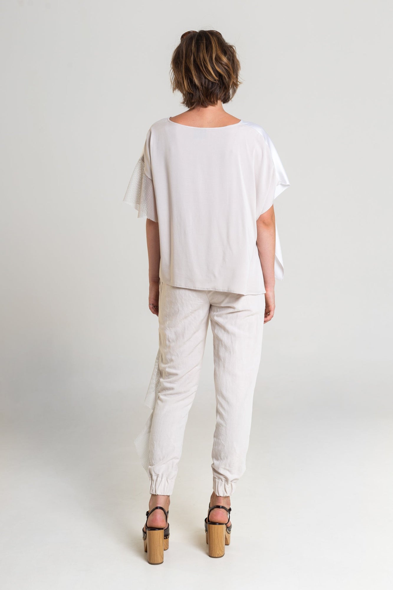 printed top made of premium viscose blend artista budapest