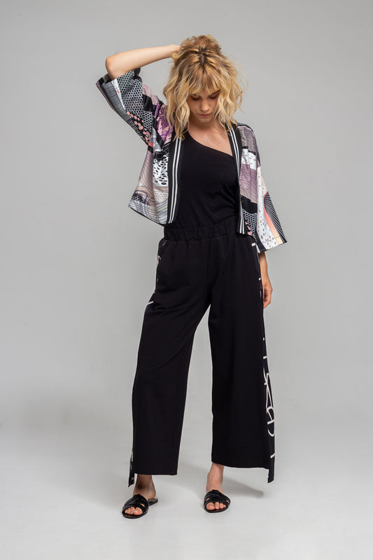 cropped v-neck kimono with 3/4 sleeves artista budapest