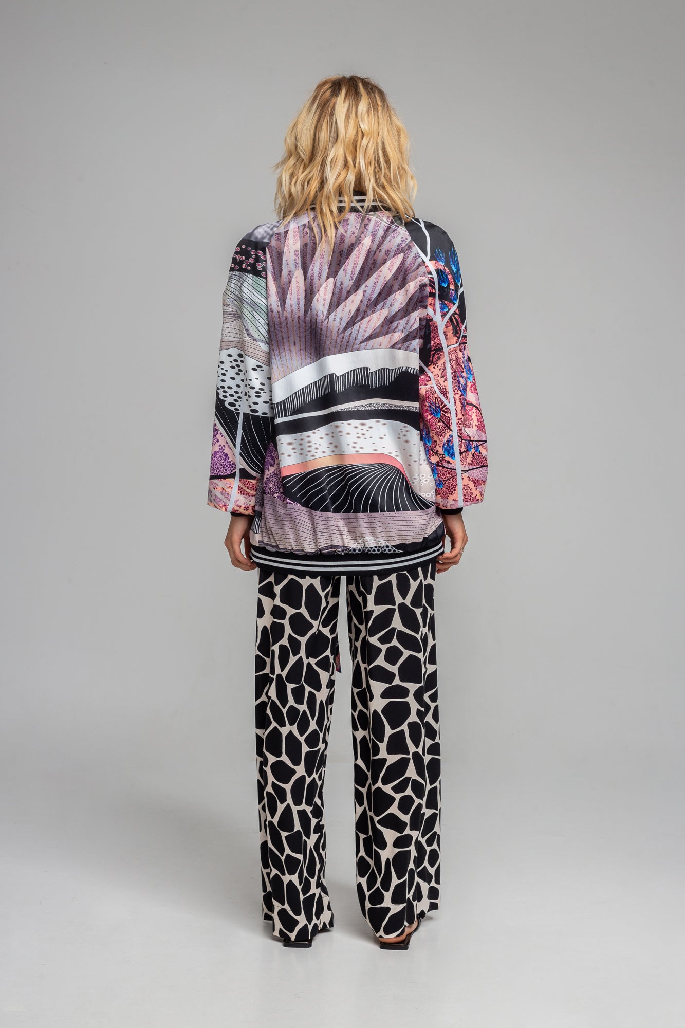 V-neck vibrant print design bomber jacket artista budapest