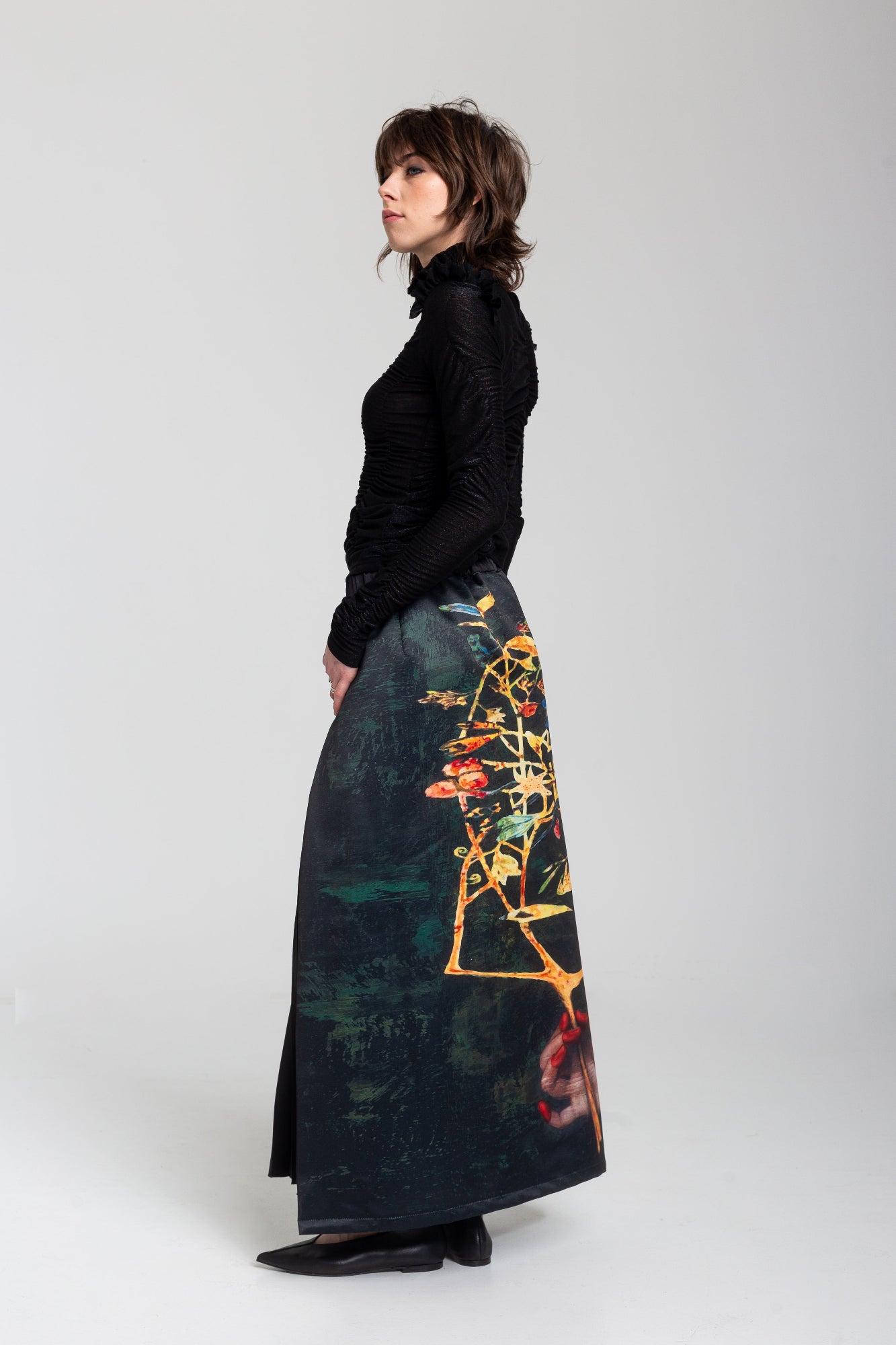 maxi skirt with elastic waistline