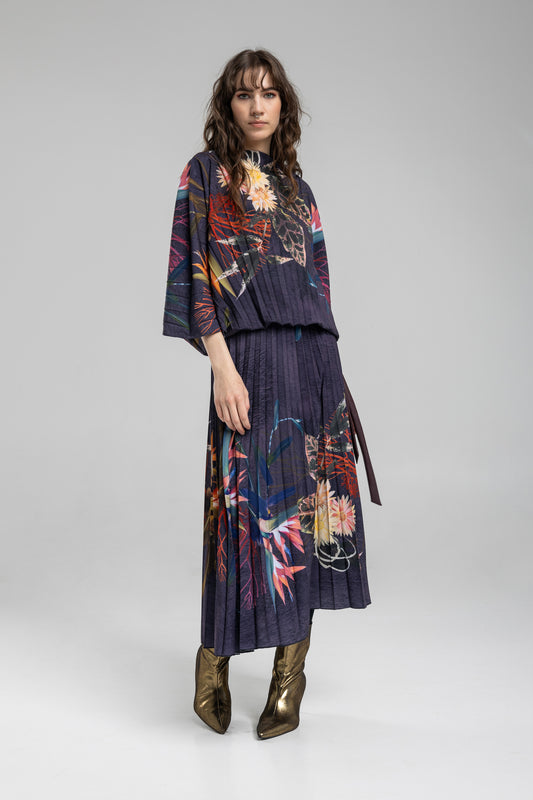 Pleated Blouse with batwing sleeves