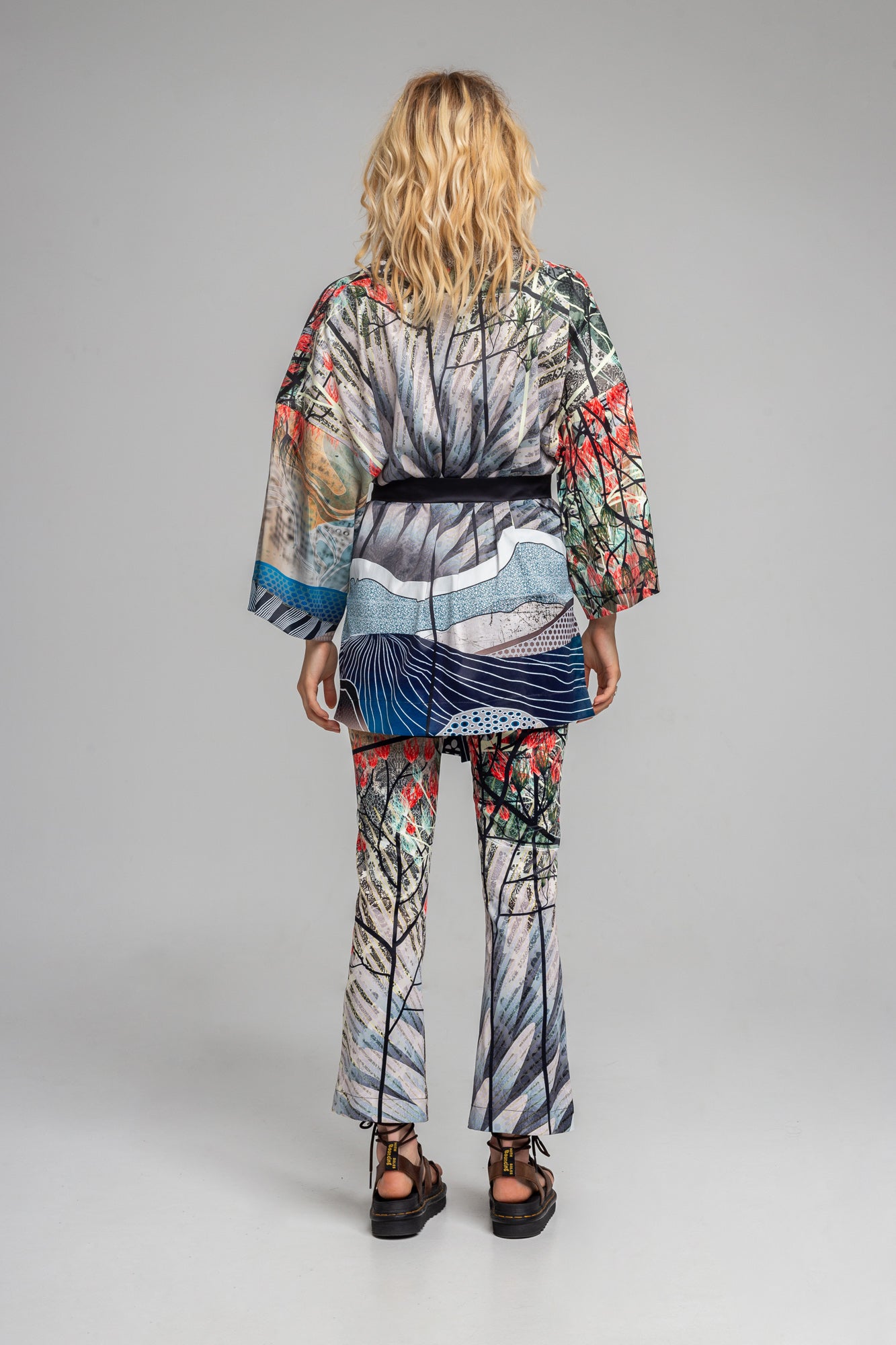 unique printed kimono style jacket artista budapest