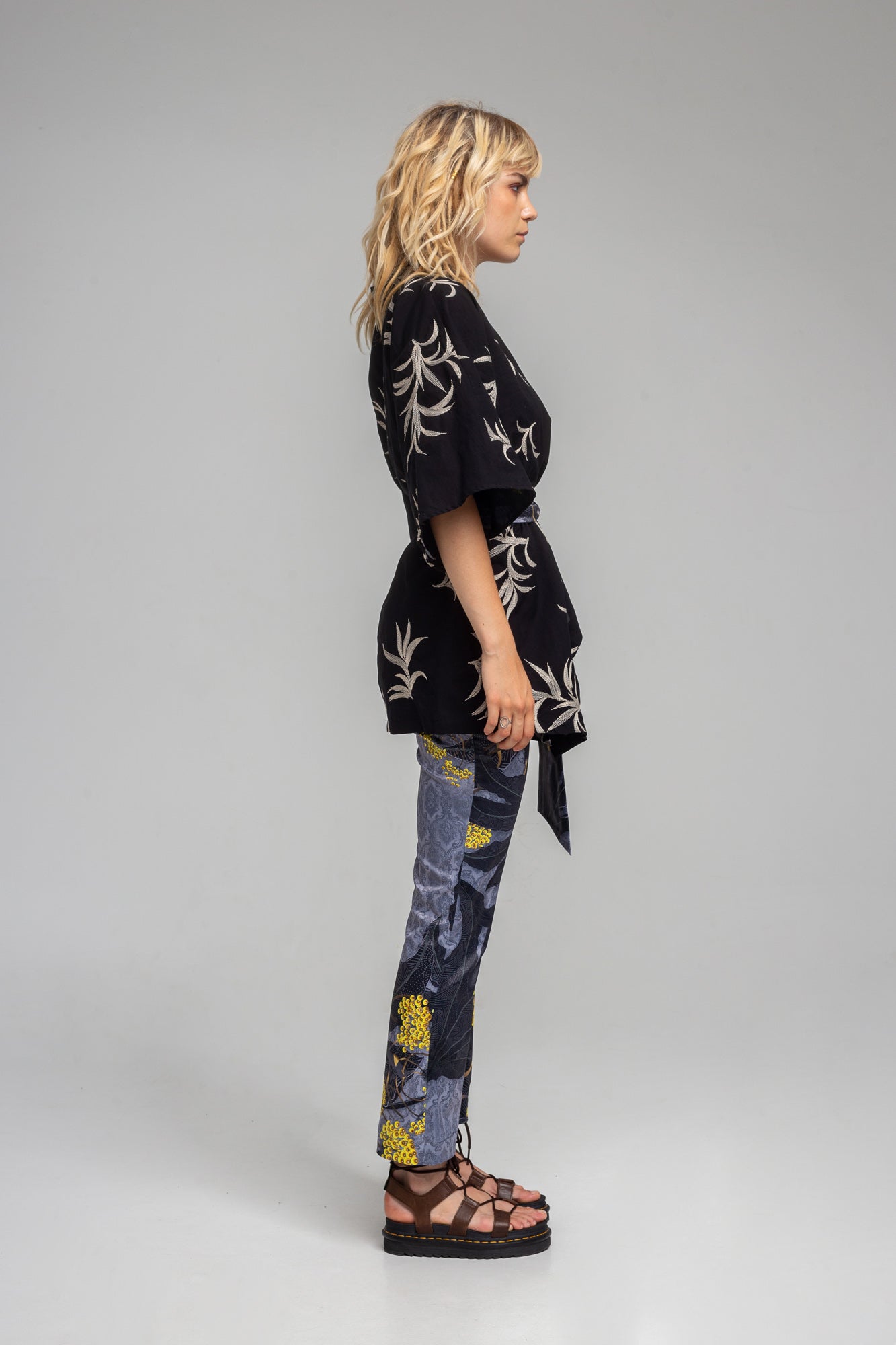vibrant printed inset tie belt kimono artista budapest