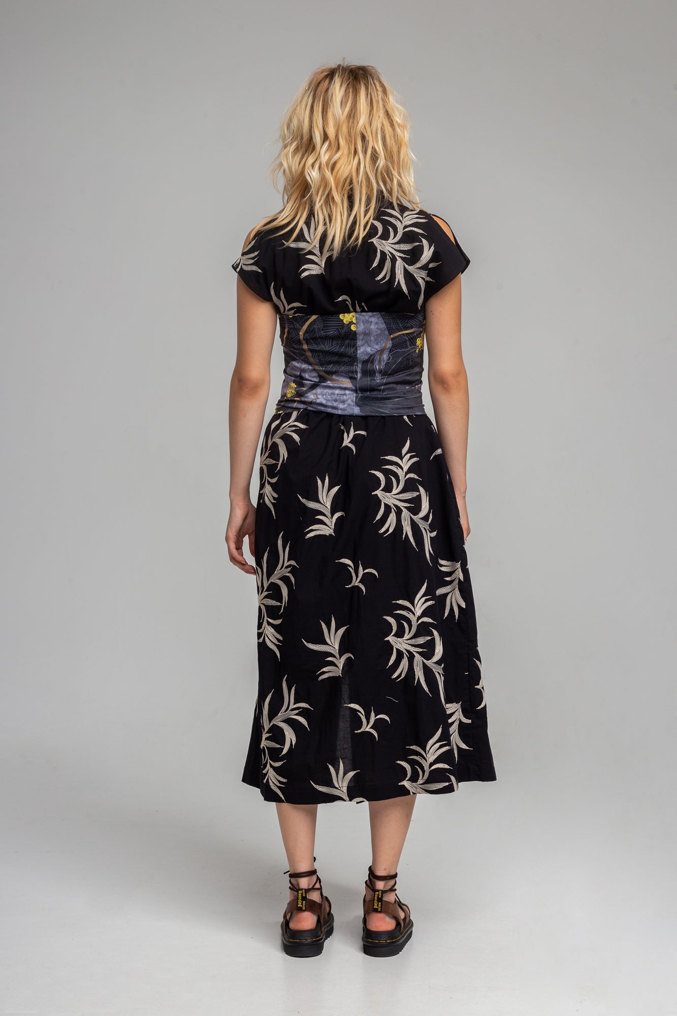 black embroidered lightweight cotton dress artista budapest