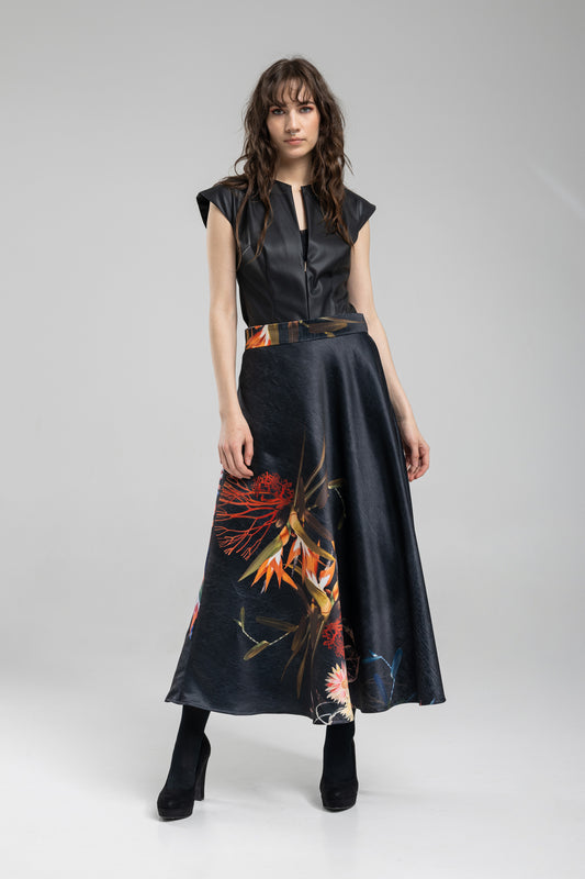 maxi skirt with asymmetric extensive floral print
