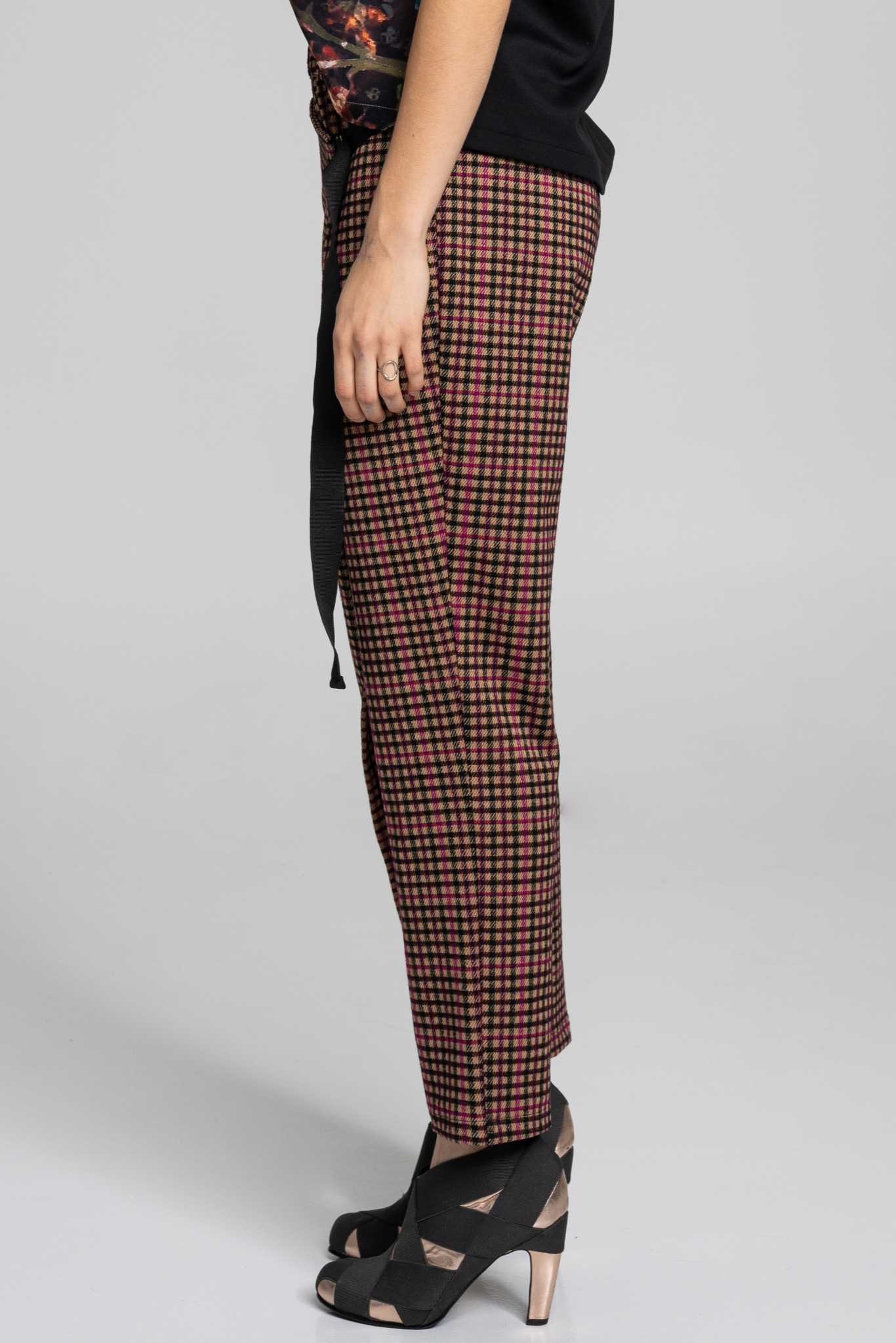 RUN RED pants
