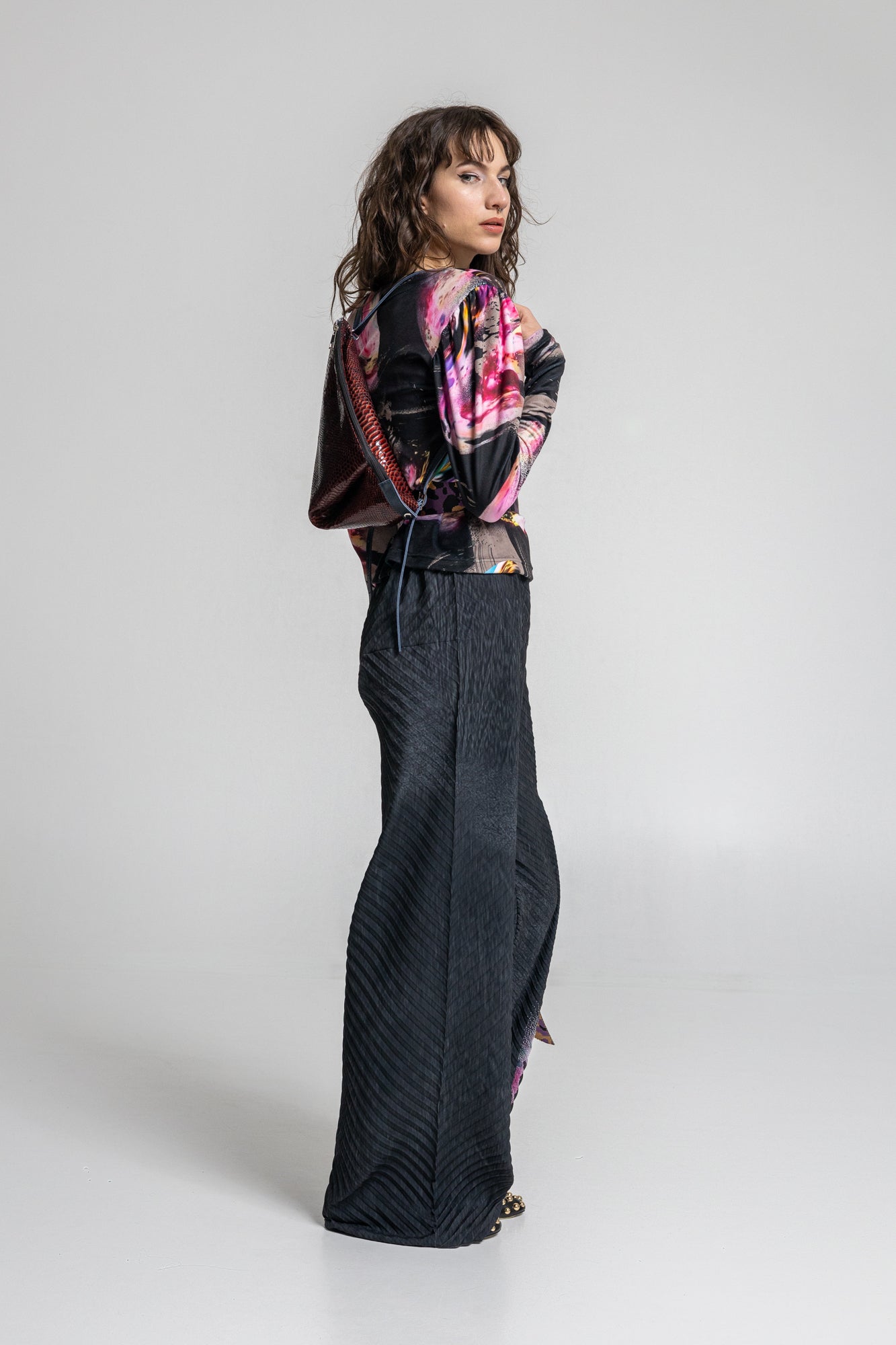 soft stretchable velvet top mid length cut