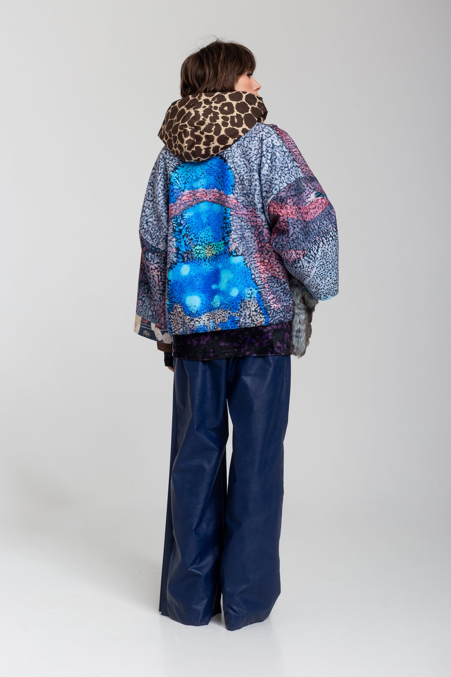 TARA printed jacket