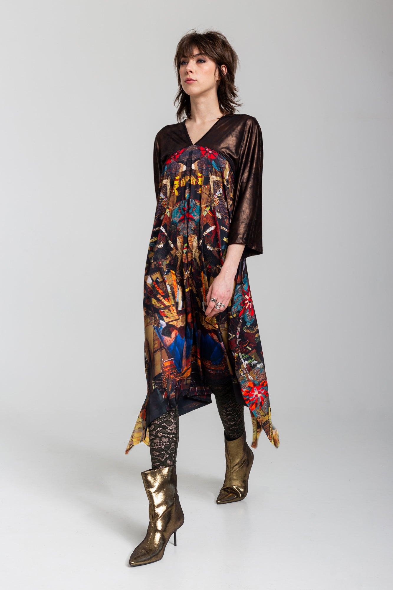 midi dress with v-neckline and 3/4 sleeves