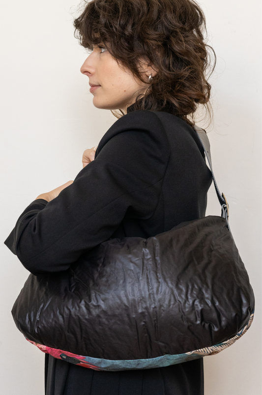 WHISPER little bubble bag