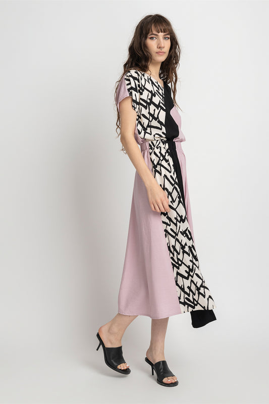 Blend Rose Outfit with Skirt