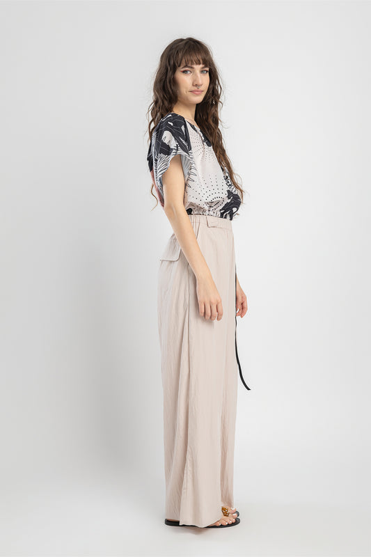 short sleeve top with cropped finish artista budapest