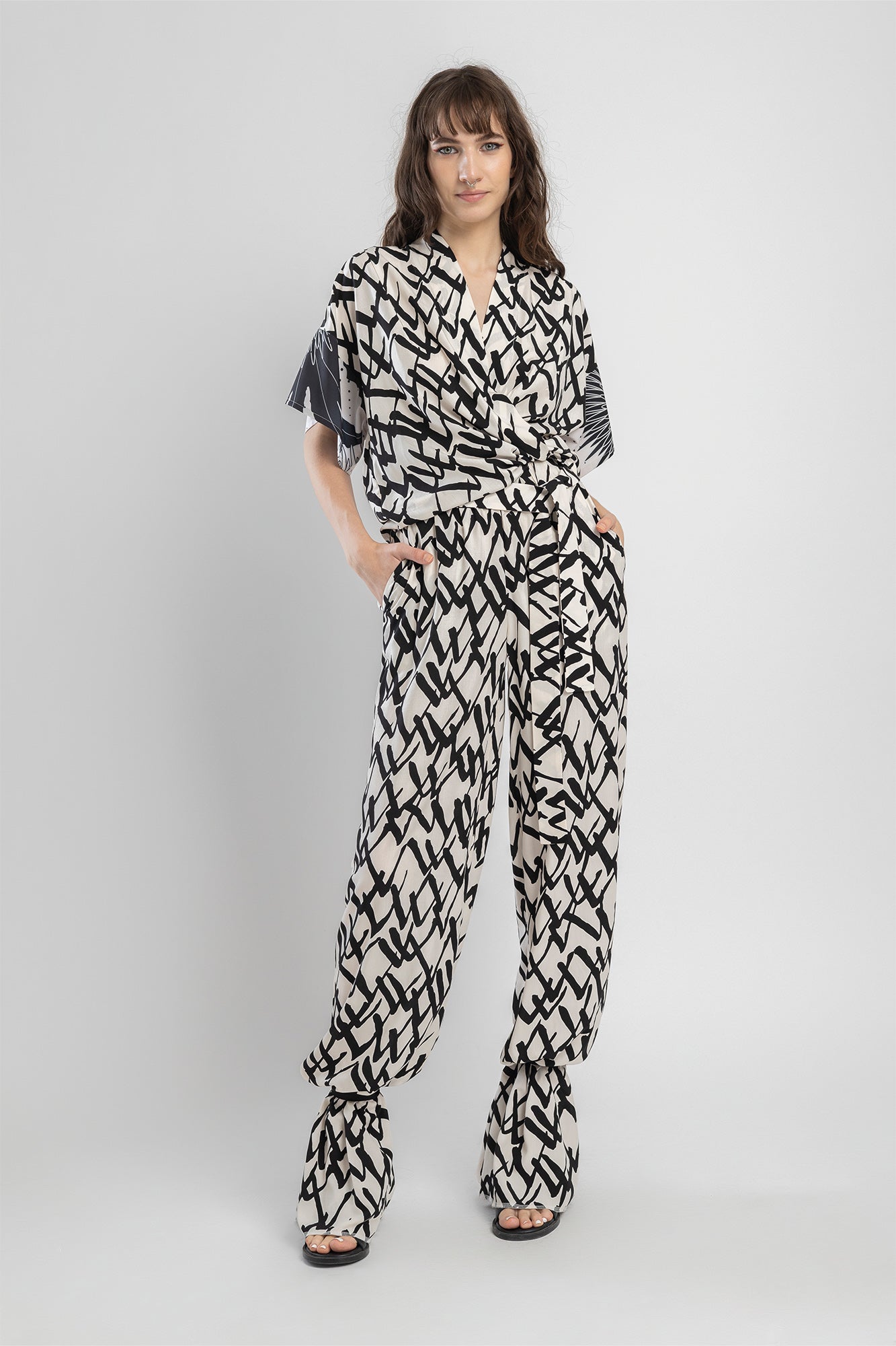 baggy pants with mid elastic waistline artista budapest