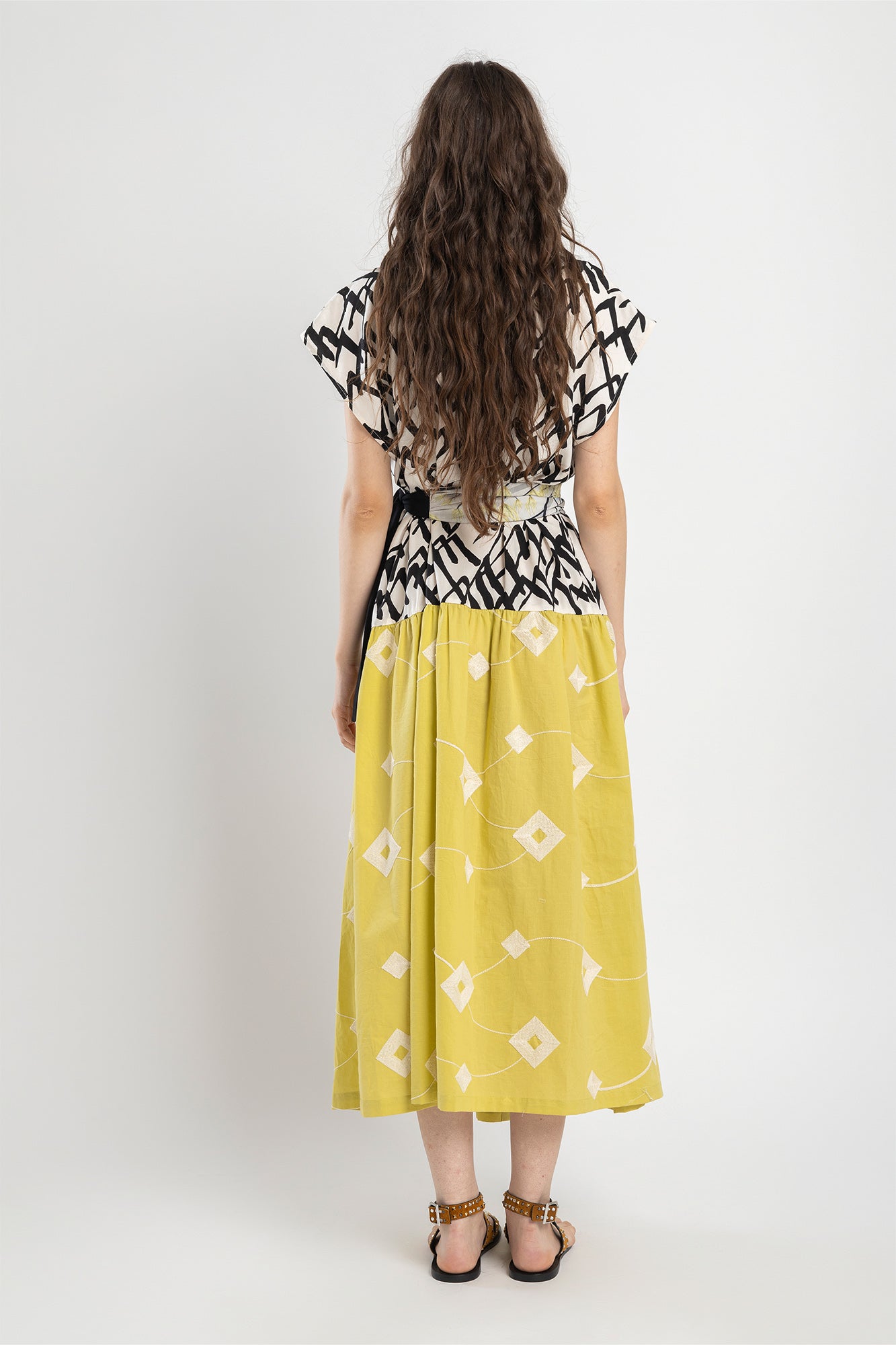 overlapped maxi dress embroidered skirt artista budapest