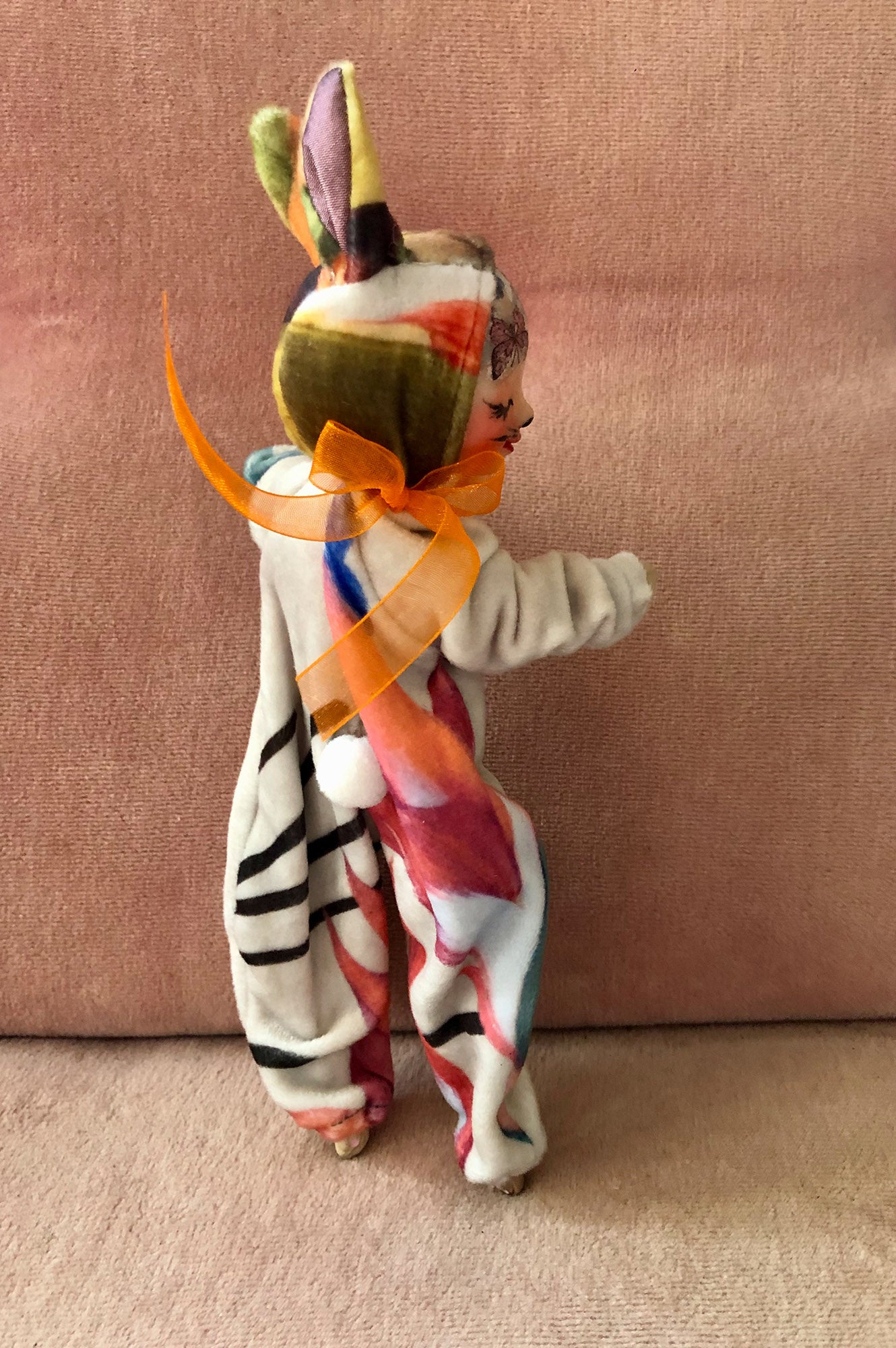 WHITE FLOWER rabbit doll