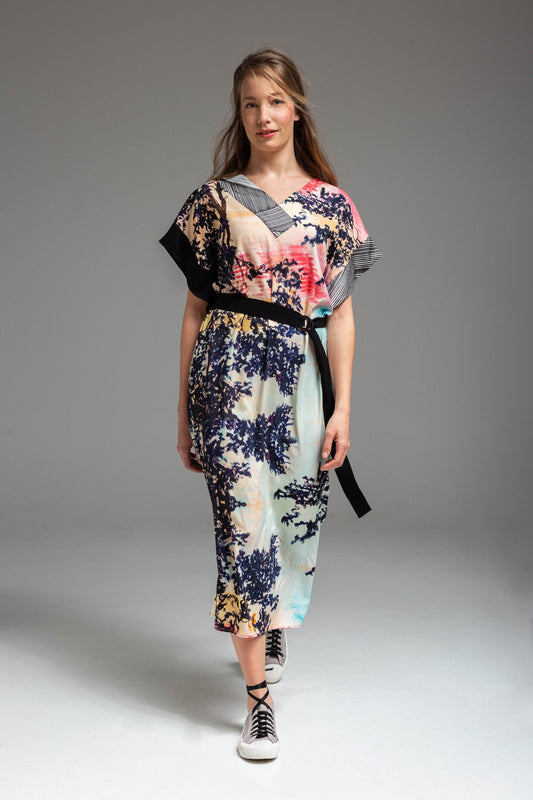 maxi dress with v-neckline artista budapest