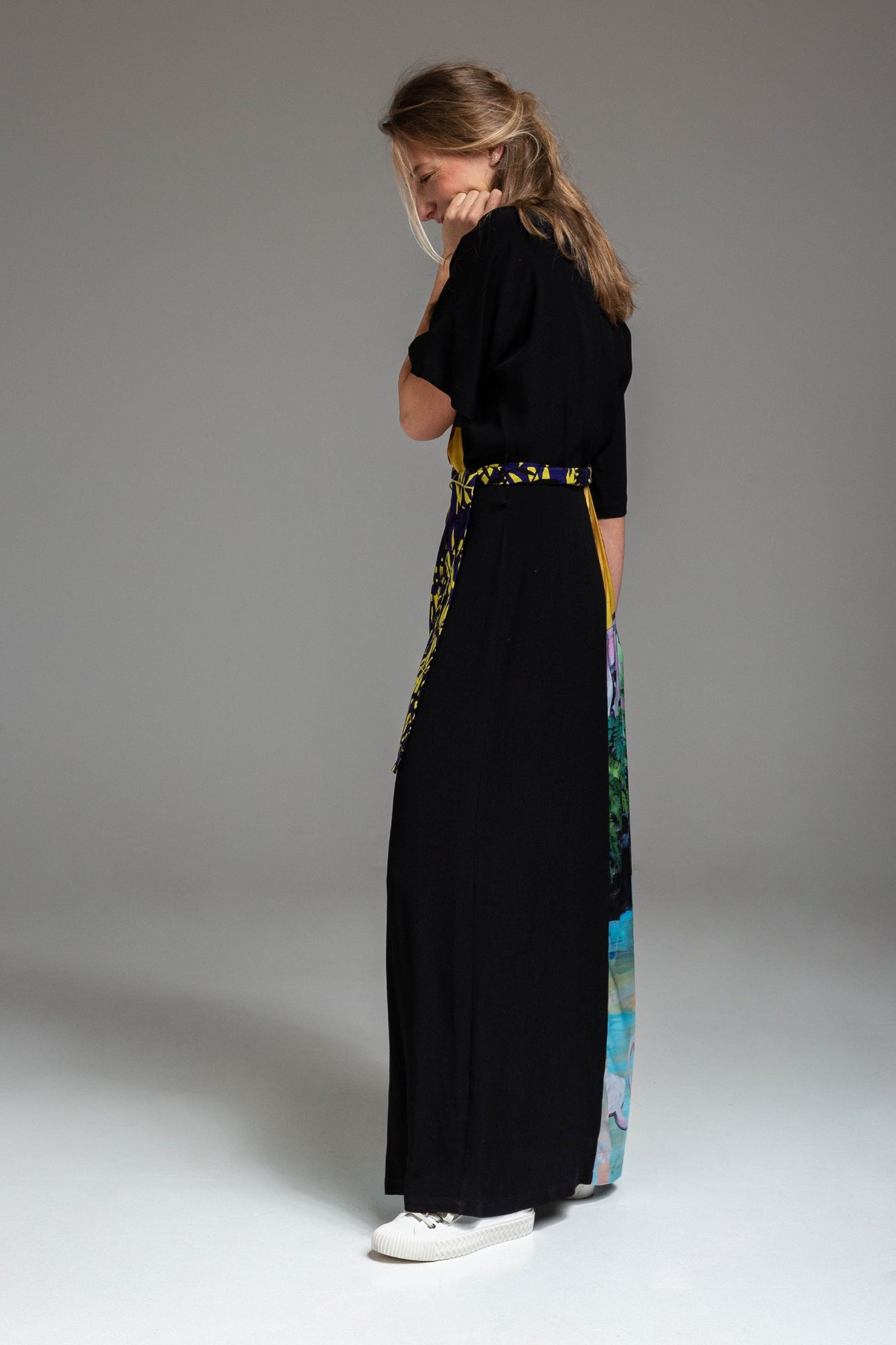 overlapped maxi dress with short sleeves artista budapest