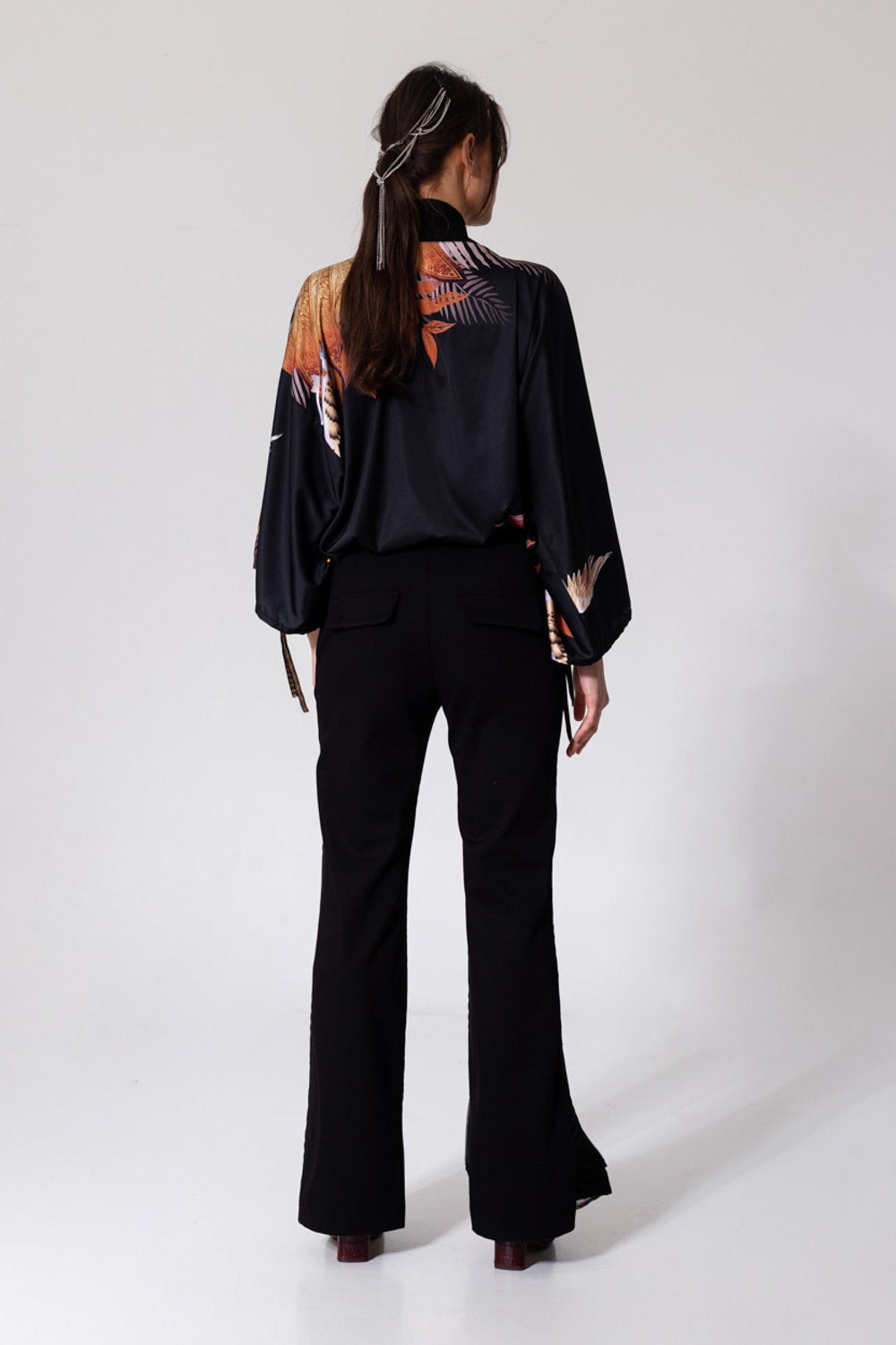 stretchable pants with elastic waist
