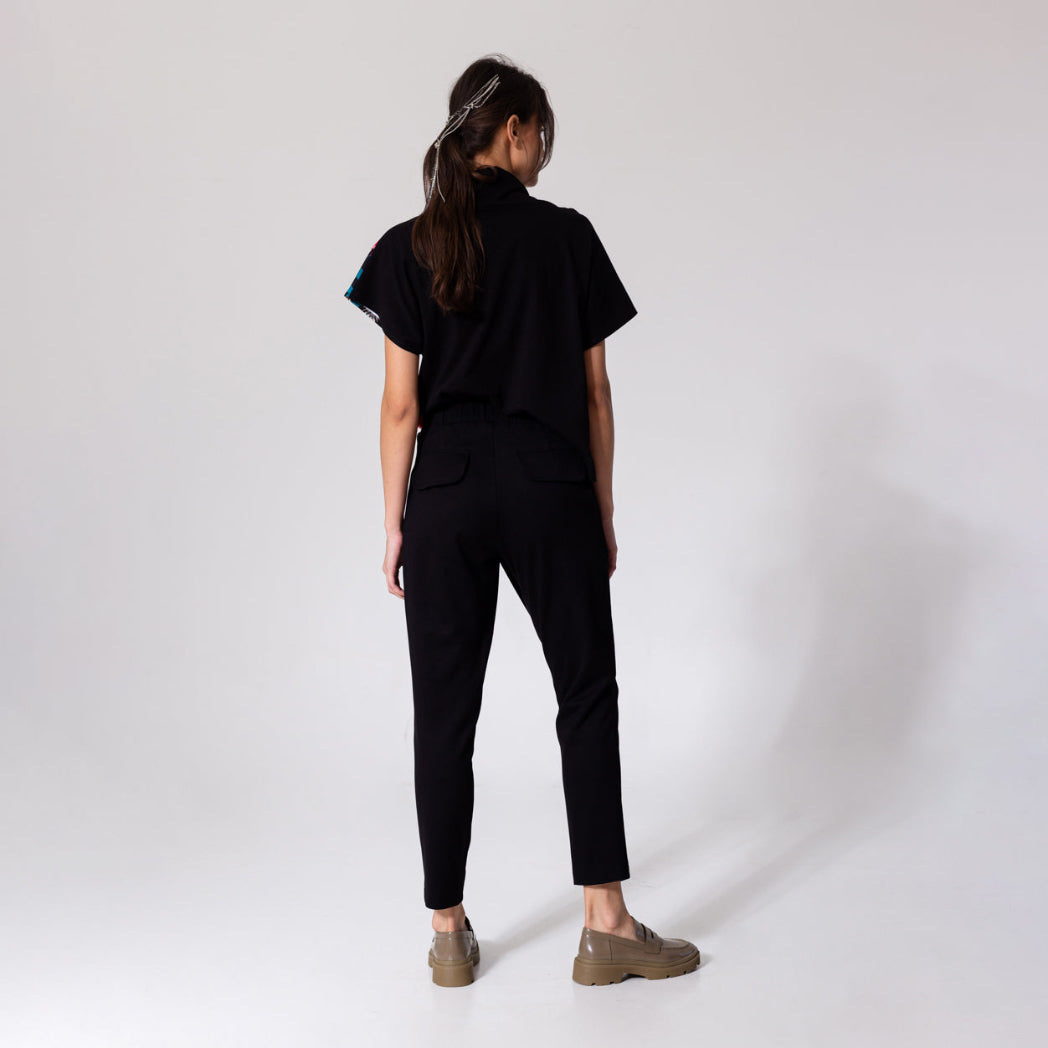 unique printed top with short sleeves
