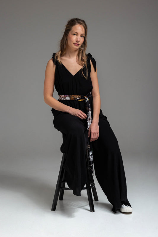 feminine wide leg cut jumpsuit artista budapest