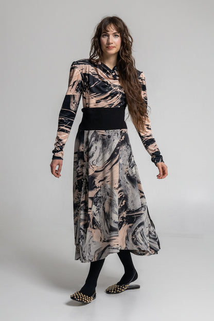 soft elastic velvet top with structured shoulder pads