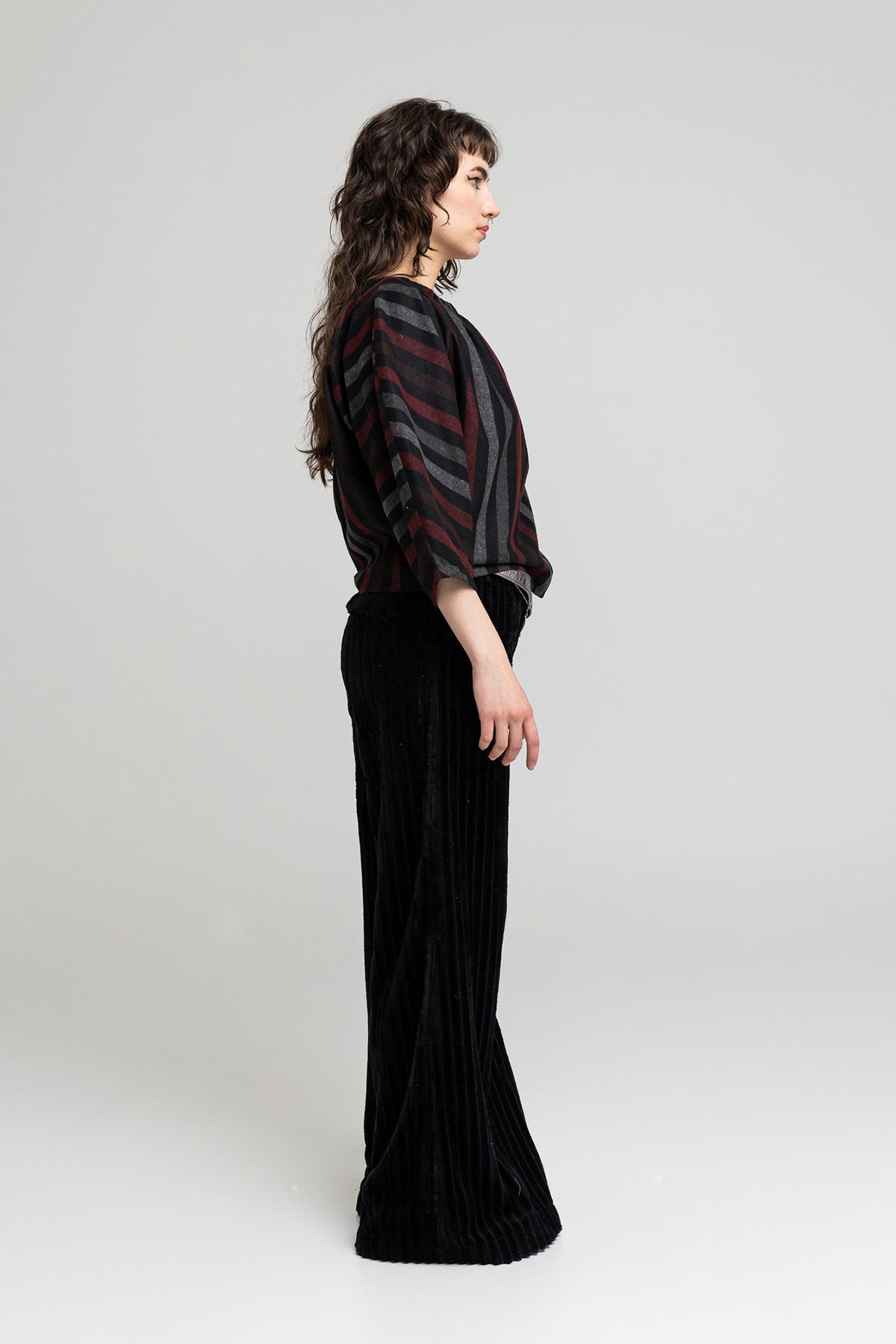 striped oversized pullovers with 3/4 long batwing sleeves artista budapest