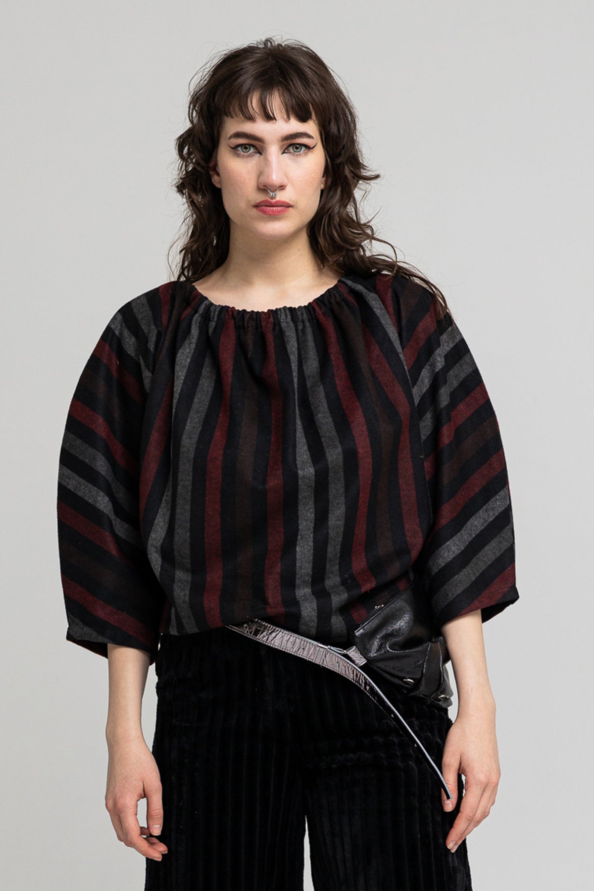 oversized pullover with gathered round neck artista budapest