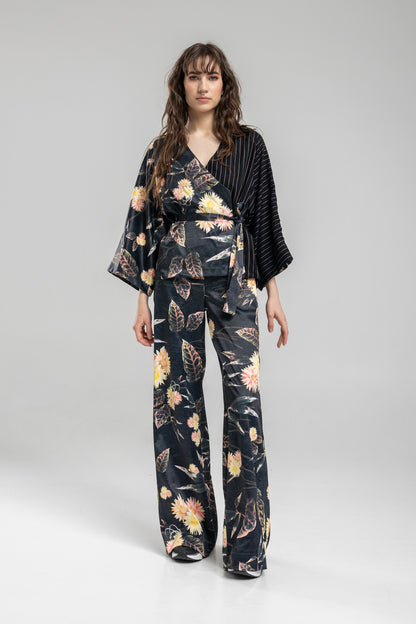 Floral wrap kimono 