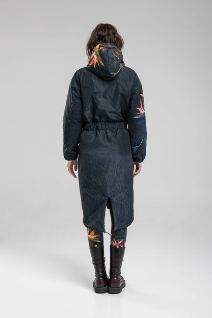 hooded jacket with elastic waistband