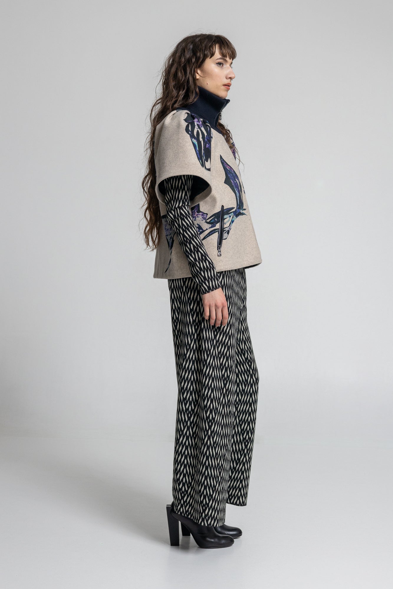 Blue Crystal Zipped Short Sleeve Jacket