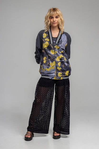 V-neck bomber jacket zipup closure artista budapest