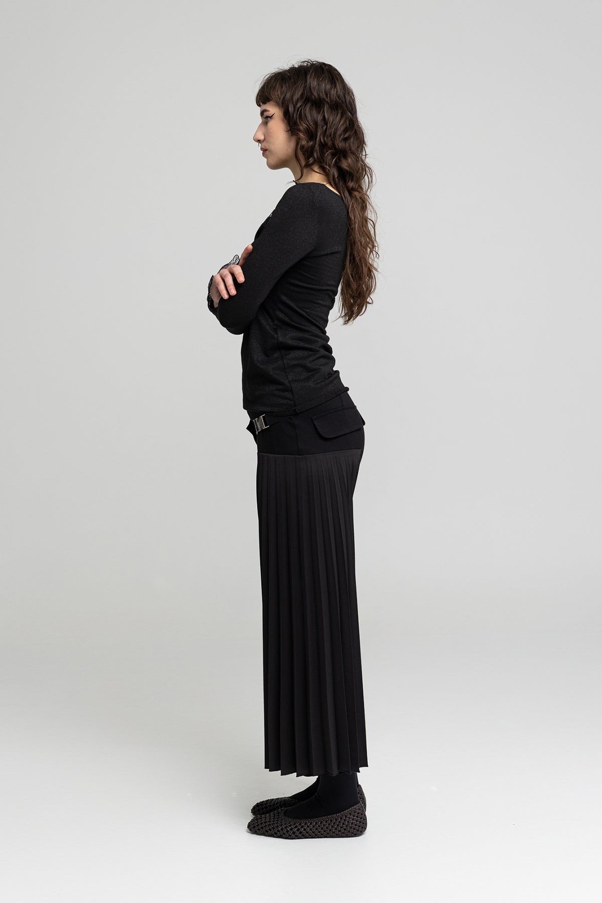 culottes with pleated left leg artista budapest