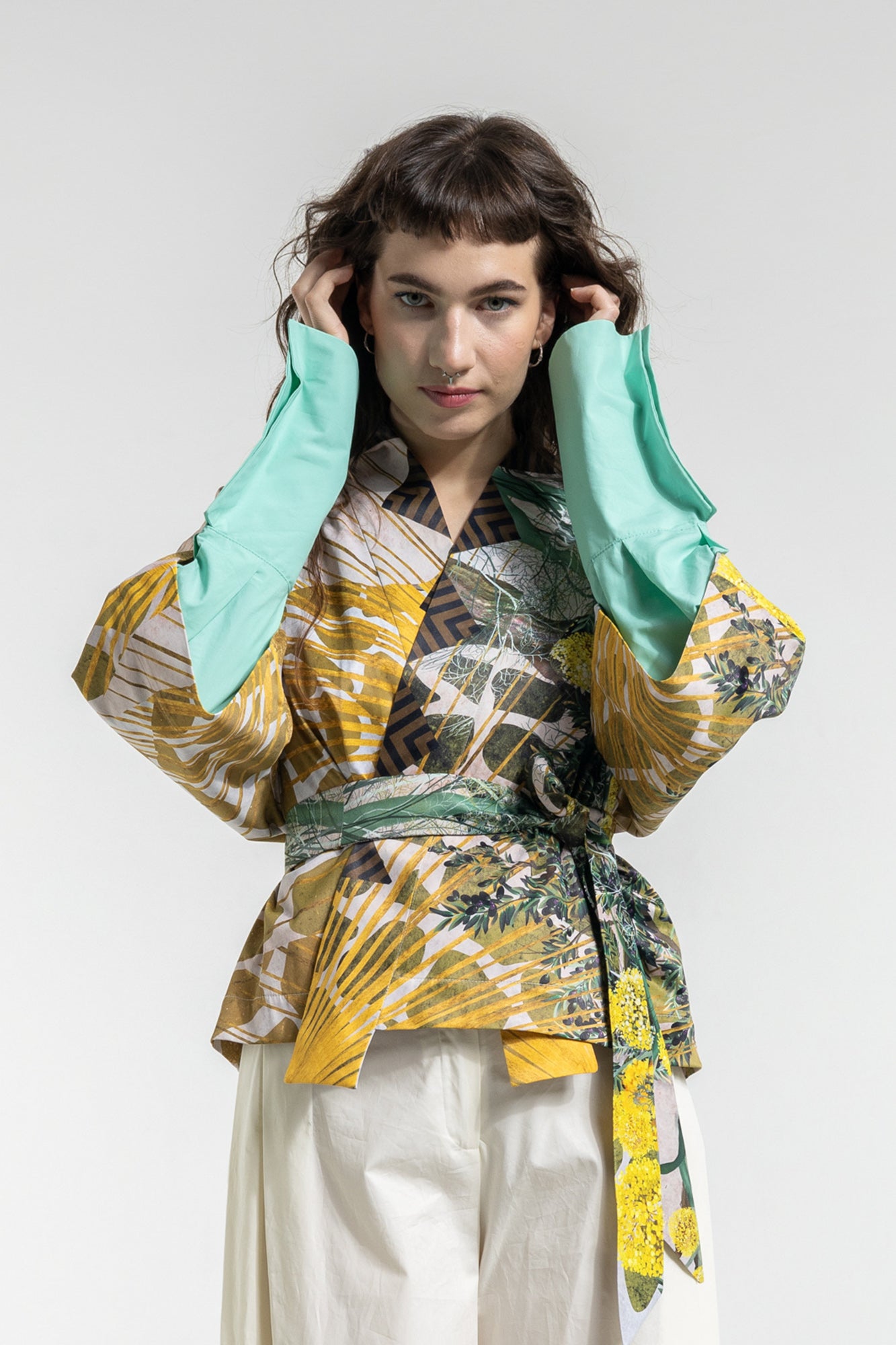 above-the-hips length unique printed kimono