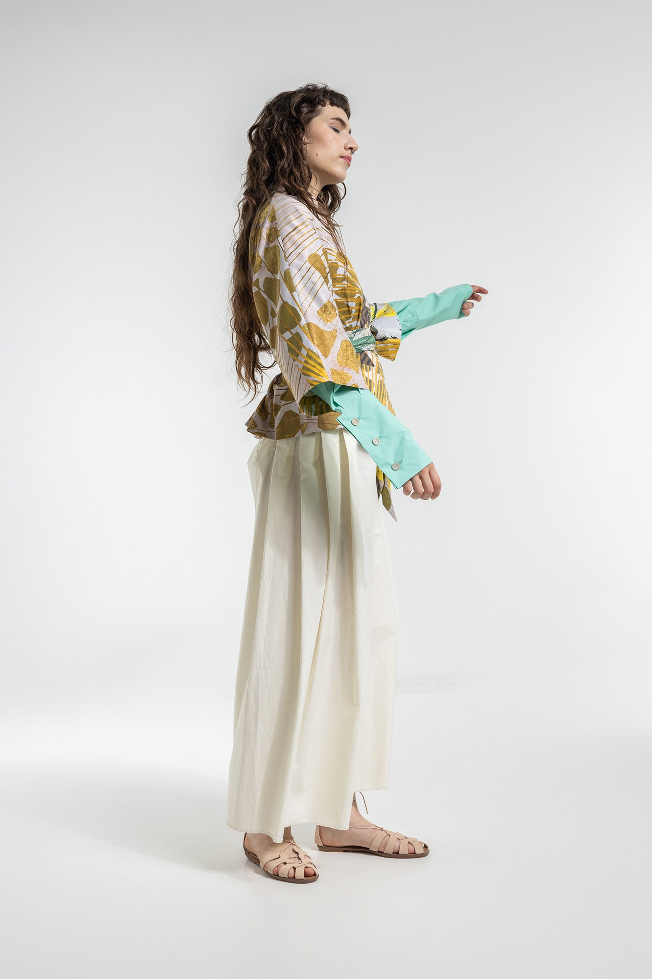 unique printed kimono with three-quarter length sleeves