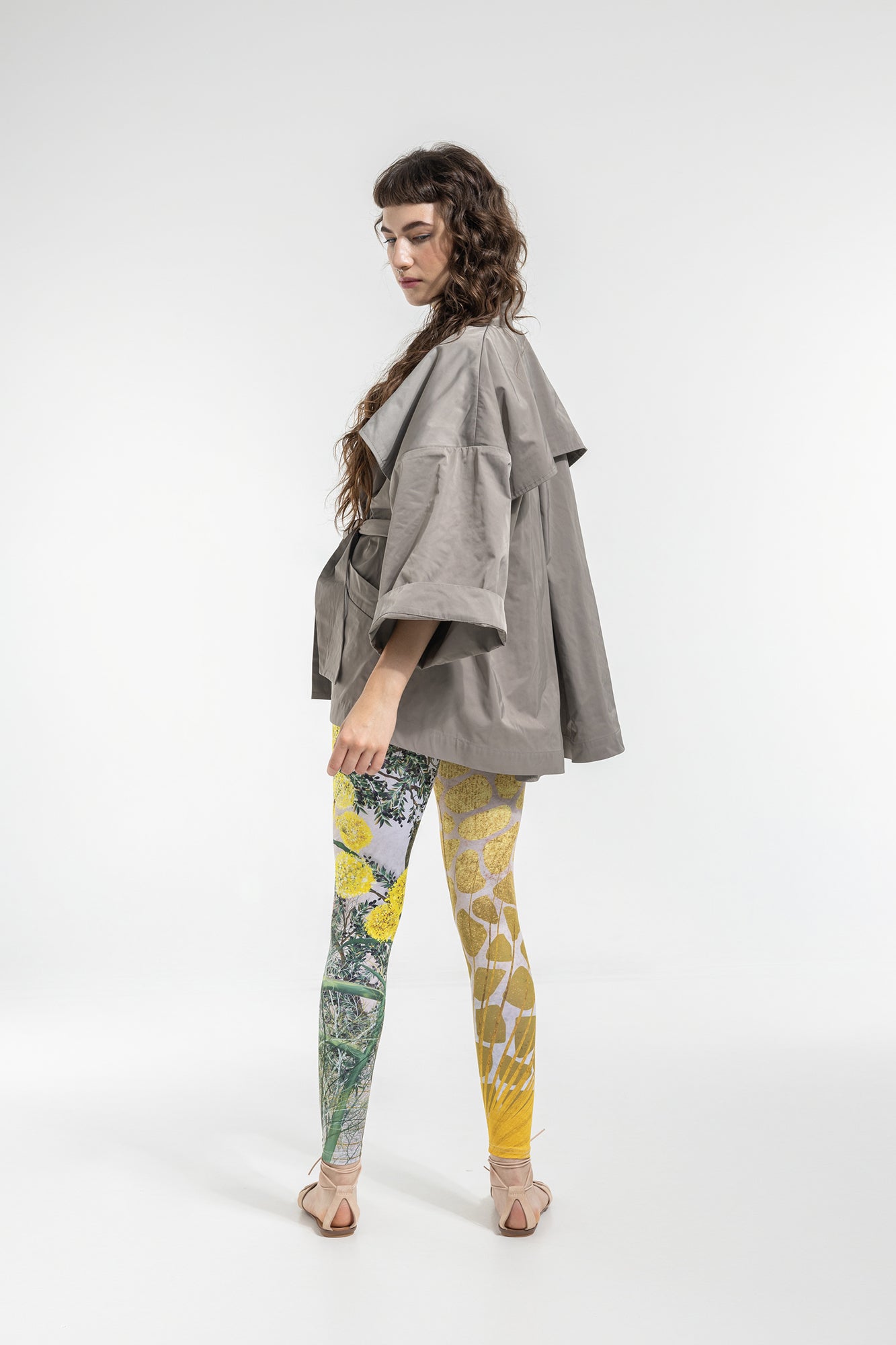 mid-rise printed elastic leggings