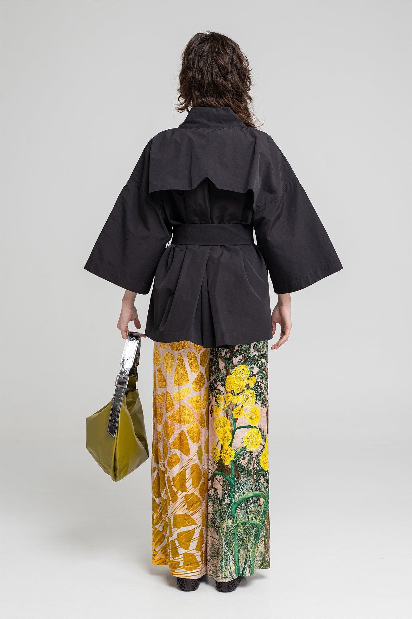 wide leg pants mid rise finish