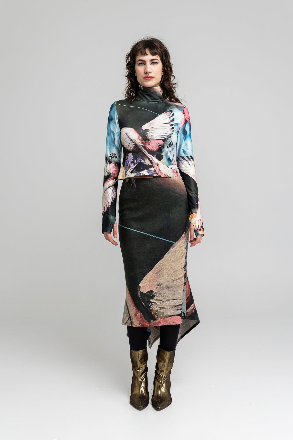 Solara Below-the-Knee Pencil Skirt