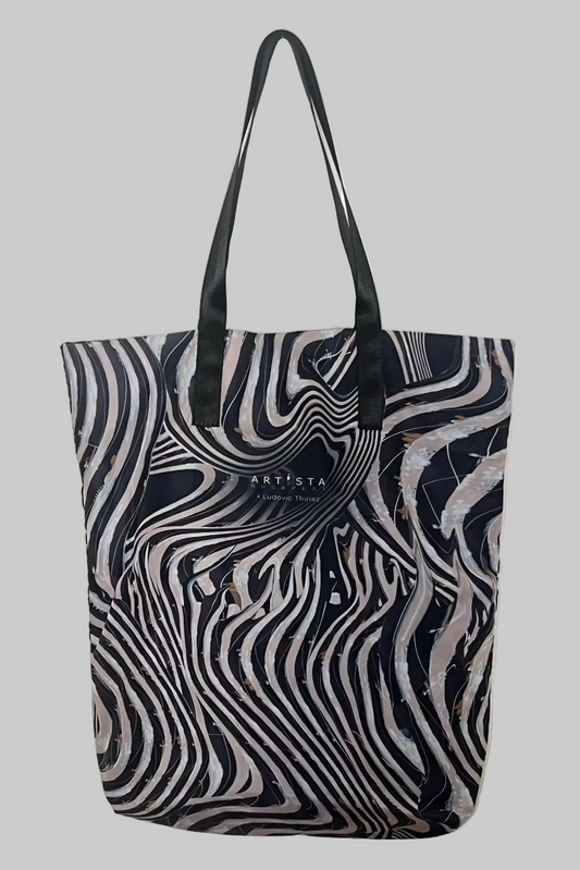 THIA TOTE Bag