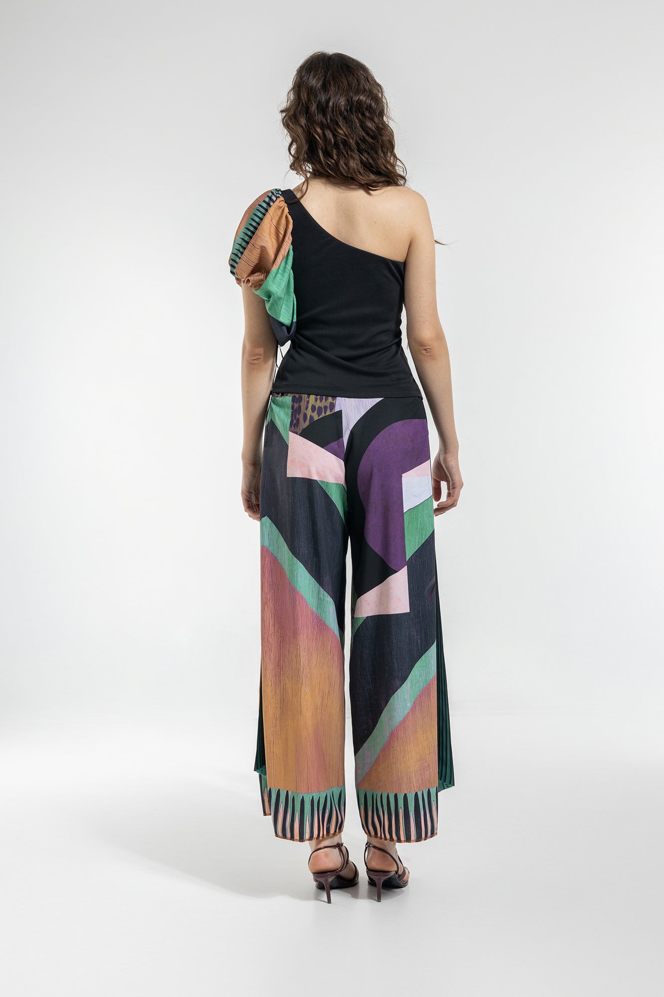 one shoulder top medimu length