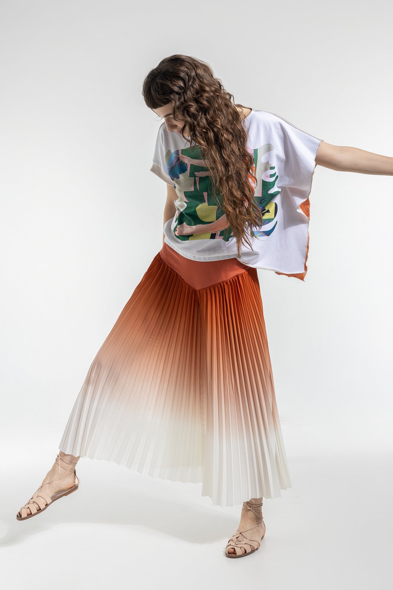 short sleeves top with elastic cuff