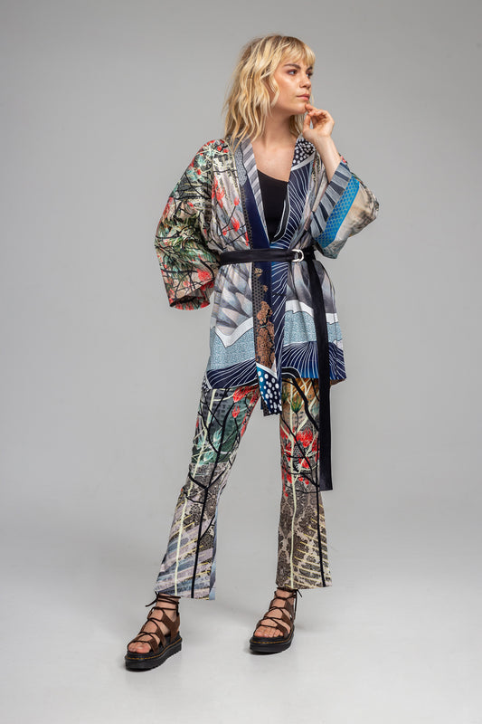 kimono style jacket made of elastic cotton blend artista budapest