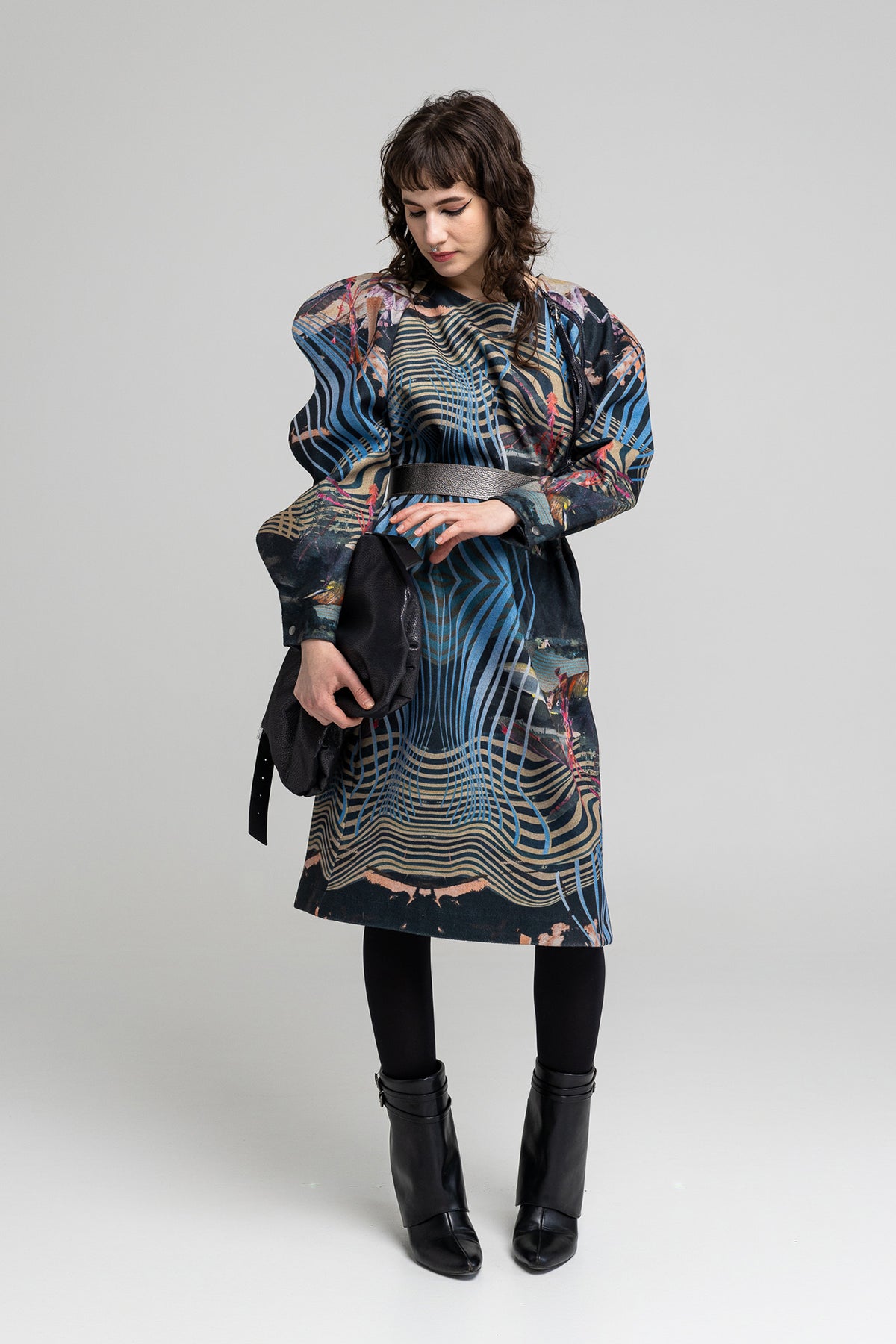 oversized midi slip-on dress straight hemline artista budapest