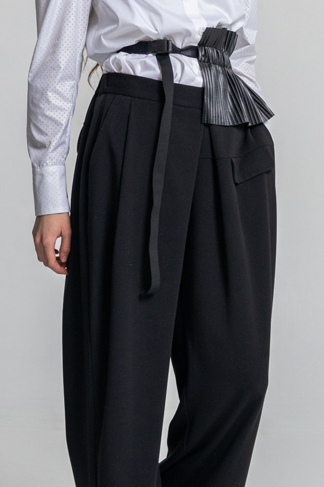 Max Wide Leg Folded Pants